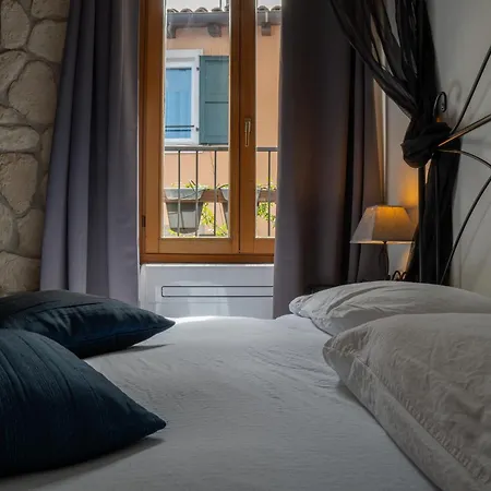Casa Canarino Aparthotel