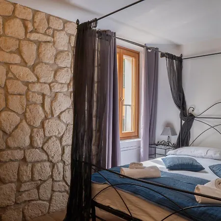 Aparthotel Casa Canarino Riva del Garda